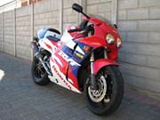  Rvf 400 R