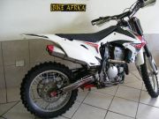  Xtr300
