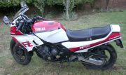  Fz 750
