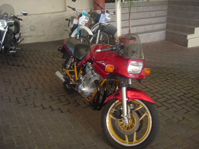 Suzuki Gsxy Katana 1100