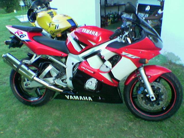 Yamaha Yzf R6