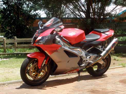 Aprilia Rsv1000r