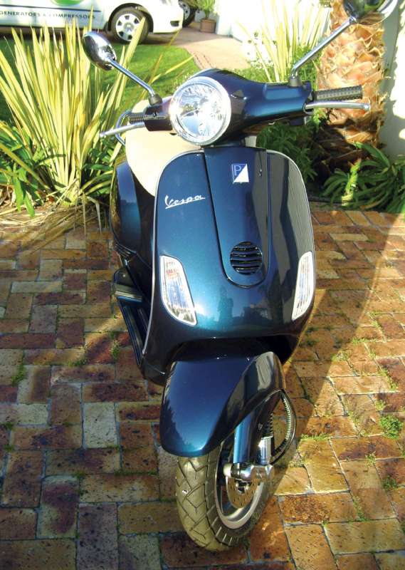 Vespa Lx150