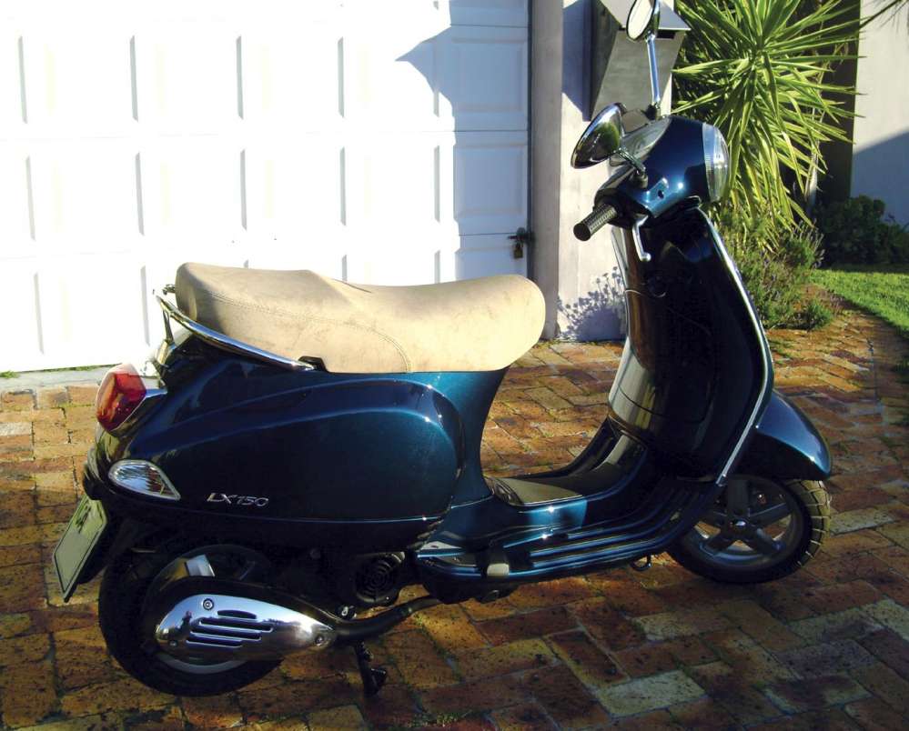 Vespa Lx150
