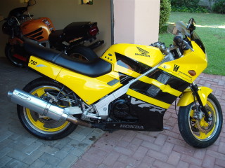 Honda Vfr750