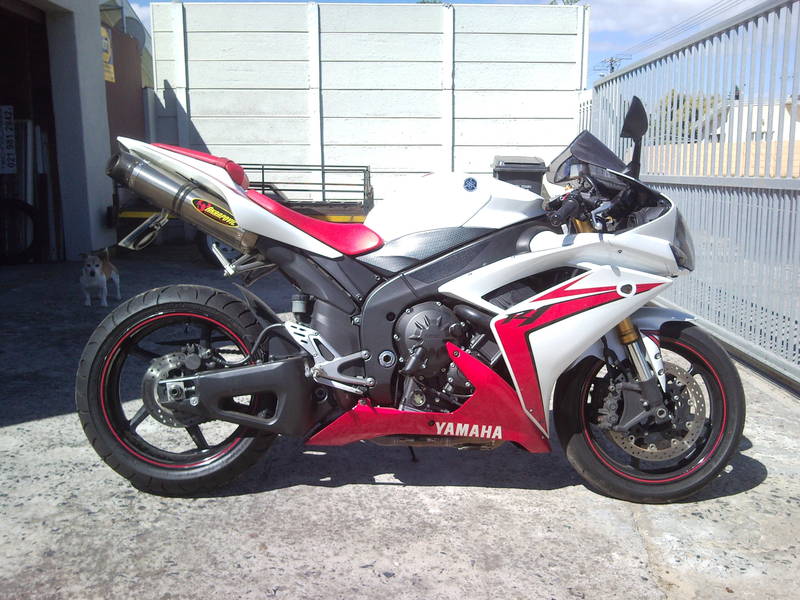 Yamaha Yzf R1