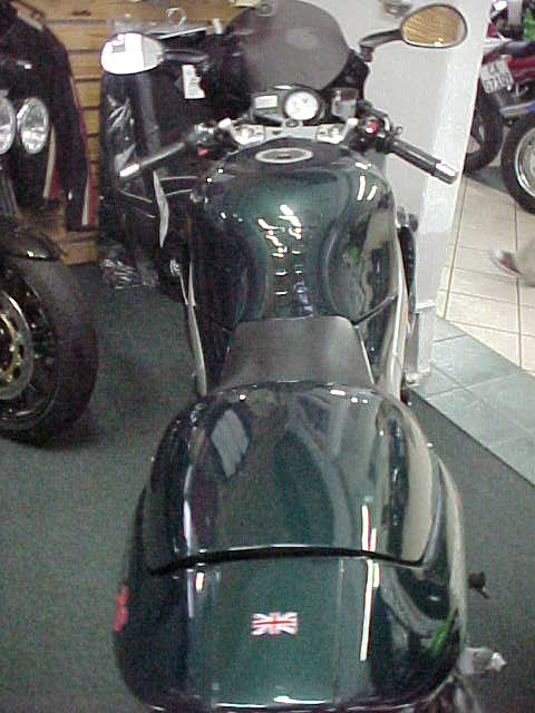 Triumph Rs955i