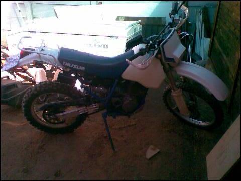 Suzuki Dr 250 R