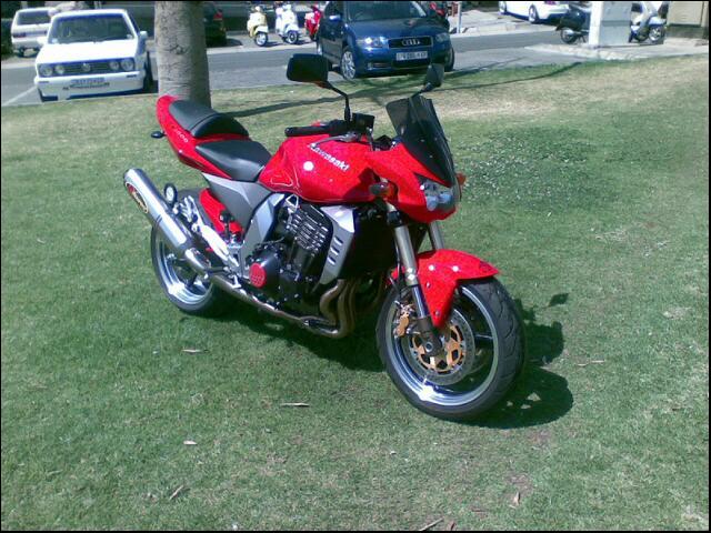 Kawasaki Z1000