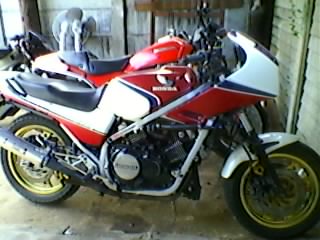 Honda Vf750f