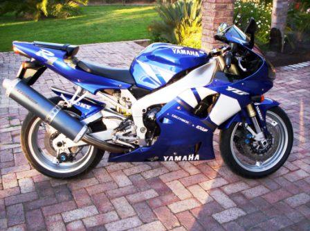 Yamaha Yzf R1