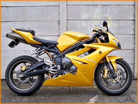 Triumph Daytona 675