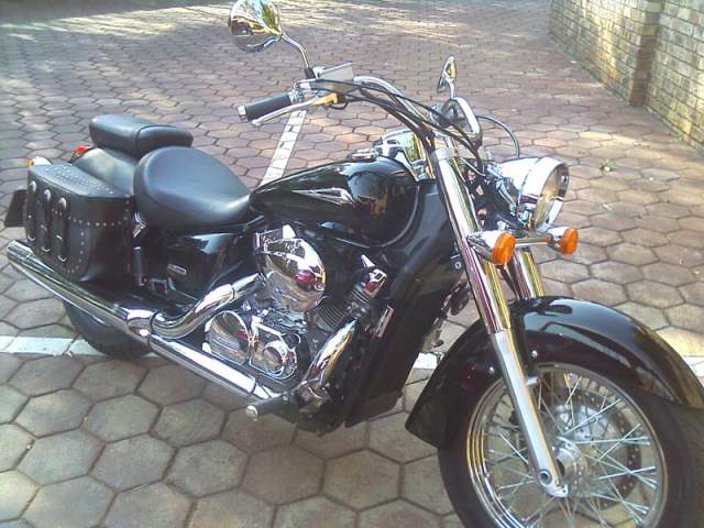 Honda Vt750