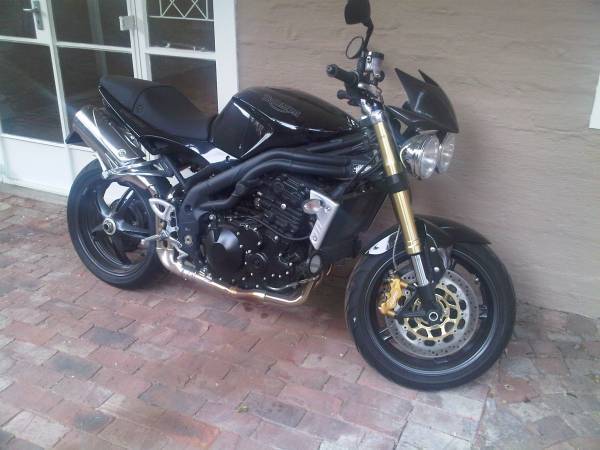 Triumph Speed Triple 1050
