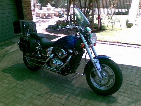 Suzuki Vz800