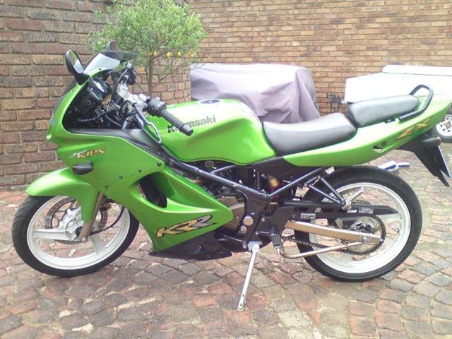Kawasaki Kr150 (super Kips)