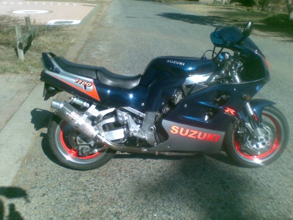 Suzuki Gsxr1100w