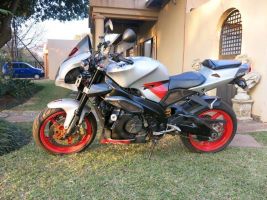 Aprilia Tuono