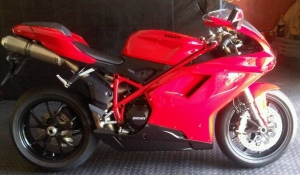 Ducati 848evo