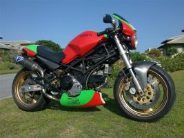 Ducati M900