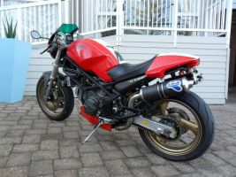 Ducati M900