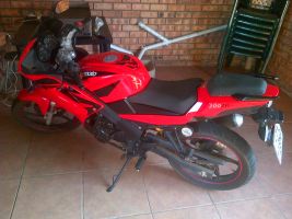 Gomoto Zr200