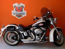 Harley Davidson Softail Delux