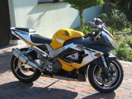 Honda Cbr929