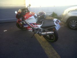 Honda Rvf400