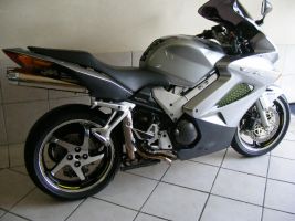 Honda Vrf 800
