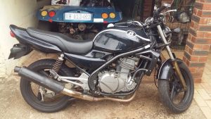 Kawasaki Er5