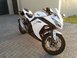 Kawasaki Ninja 300 