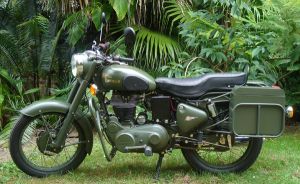 Royal Enfield Bullet 500es Military