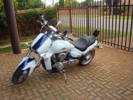 Suzuki Boulevard M109r