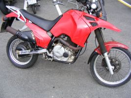 Suzuki Dr 650