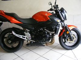Suzuki Gsr 600