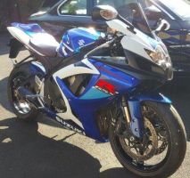 Suzuki Gsxr-750 K7