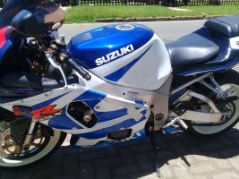 Suzuki Gsxr750