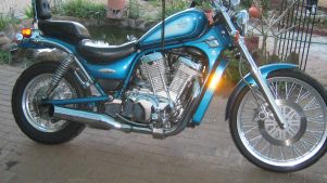 Suzuki Intruder 800cc