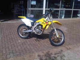 Suzuki Rmz 250