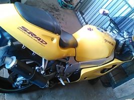 Suzuki Suzuki 