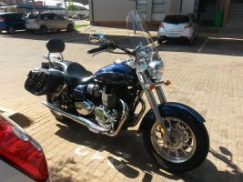 Triumph Boneville America Lt Cruiser