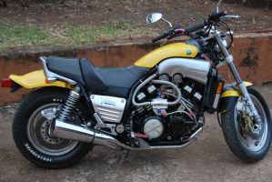 Yamaha 1200 V - Max