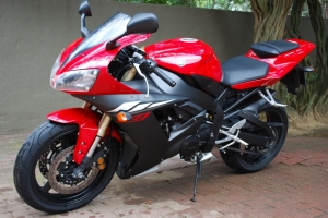 Yamaha Yzf R1