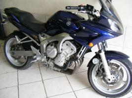 Yamaha Fazer 600