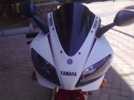 Yamaha R1