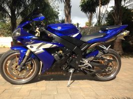 Yamaha R1