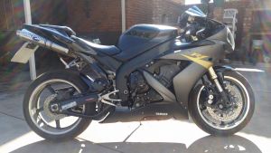 Yamaha R1