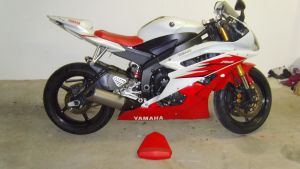 Yamaha R6