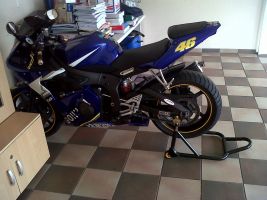 Yamaha R6
